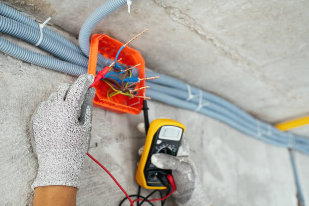 Best Emergency Electrical Repair  in Hunters Creek, FL